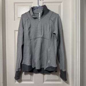 Lululemon runderful 1/2 zip size 12 vvvguc